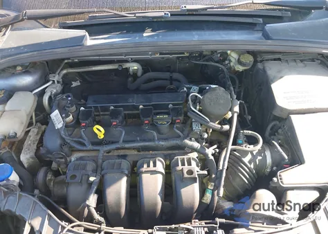 2014 Ford Focus Se from USA, damaged, VIN 1FADP3F2XEL181885